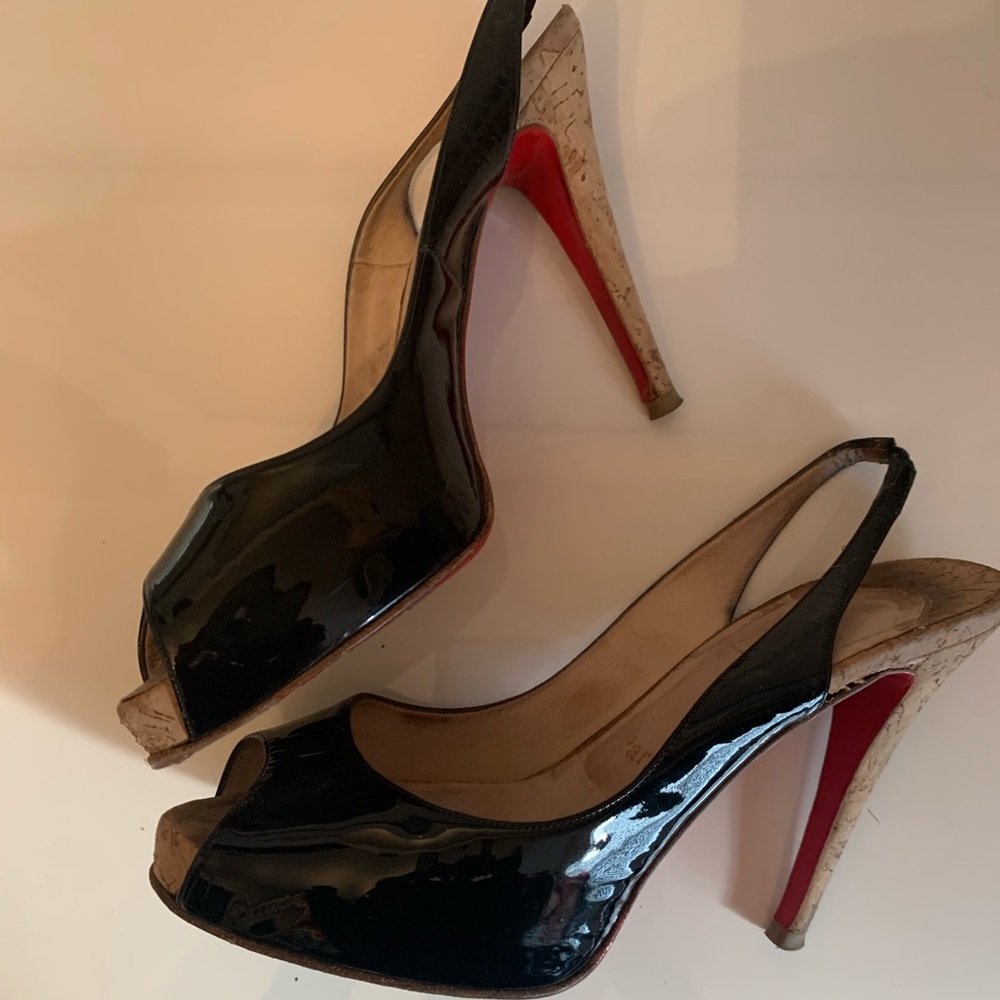 Christian Loubotin Blk Patent Prive 39.5